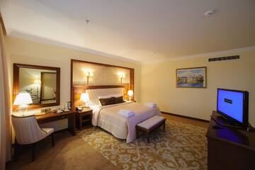 Полулюкс в Отеле Президент-Отель